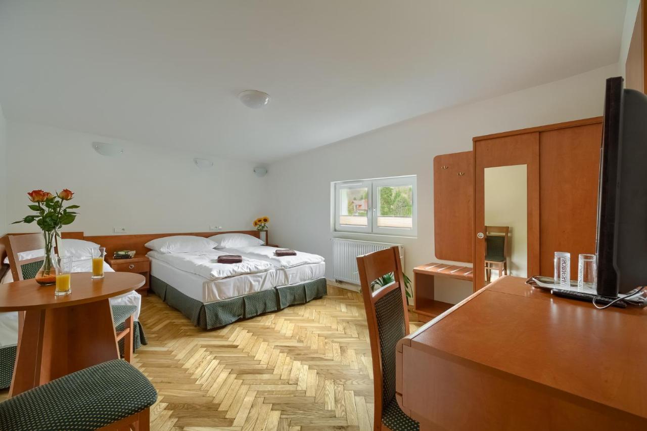 Sarenka Hotel กรินีซา ดรอยจ์ ภายนอก รูปภาพ